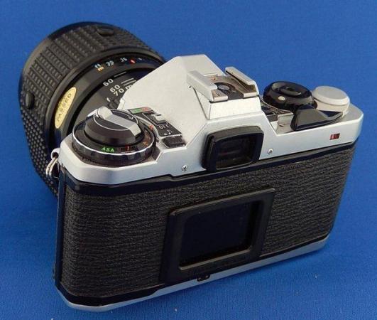 Image 5 of VINTAGE PENTAX MEF AUTO FOCUS 35mm CAMERA AND ZOOM LENS.