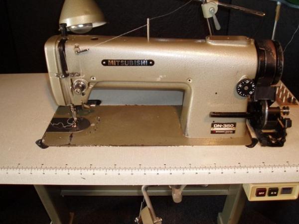 Image 2 of Lockstitch sewing machine-Mitsubishi DN-352
