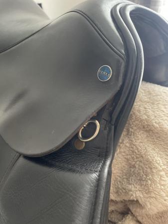 Image 2 of 16 inch Dever saddle black leather, beautiful saddle