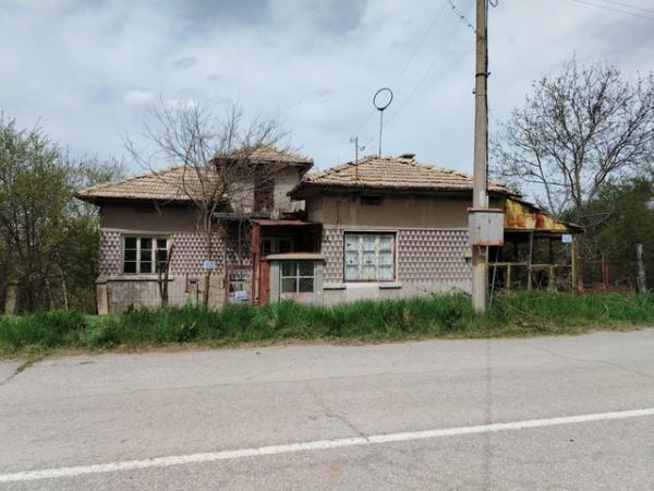 Image 1 of Cheap House DOLETS  Near Veliko Turnovo,Popovo Bulgaria
