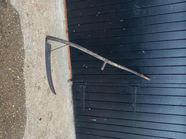 Image 1 of Genuine old grass hand and scythe