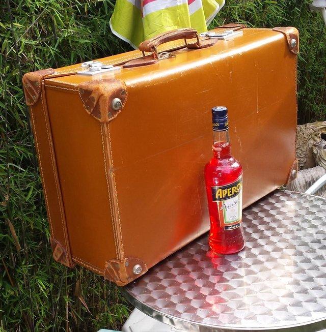 Preview of the first image of Vintage suitcase, Original Period Piece..