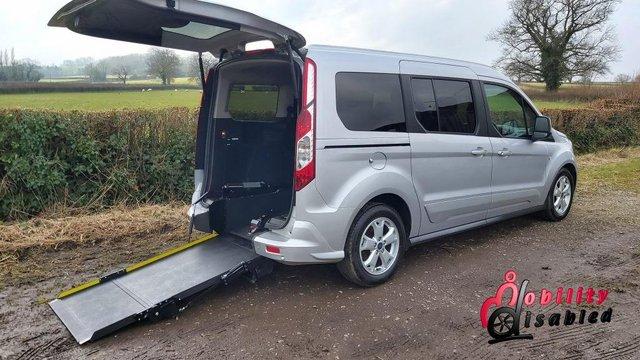 Preview of the first image of 2018 Ford Grand Tourneo Connect Automatic Wheelchair Access.