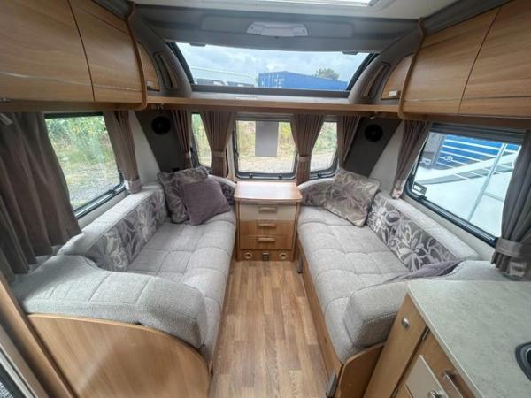 Image 6 of Coachman VIP 545, 2013 4 berth caravan *island bed*