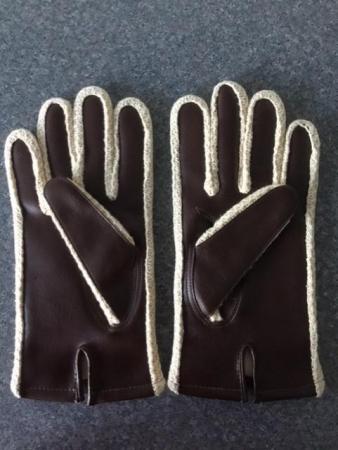 Image 3 of Men's brown and cream Gloves – Medium