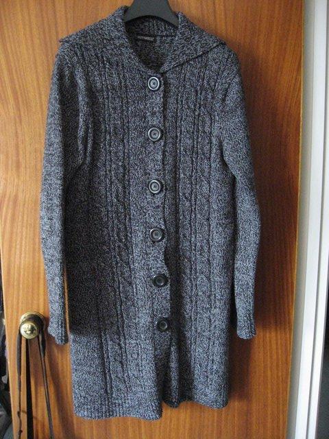 Preview of the first image of Grey Cardigan by Nutshell Size M/L Long Length.