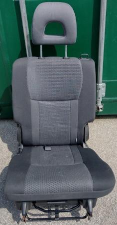 Image 1 of Toyota Mk2 XA20 RAV4 3-Door Rear-Left Seat With Headrest