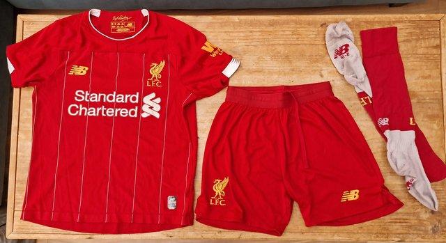 Preview of the first image of LFC 19/20 kit - size Eu134, fits 7-10yo.