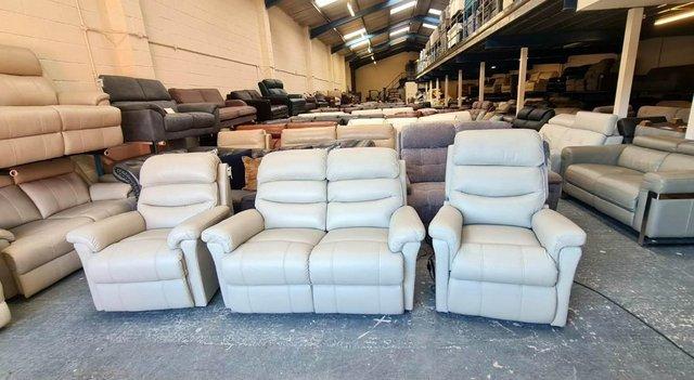 Preview of the first image of La-z-boy Tulsa grey leather 2 seater sofa and 2 armchairs.