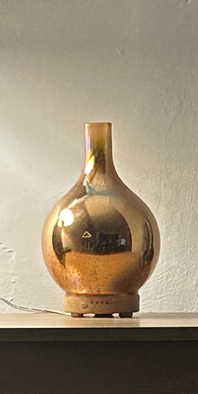 Preview of the first image of Oil diffuser lamp and humidifier.