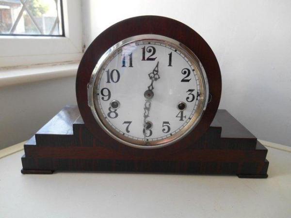 Image 1 of Enfield Clock Co. London - Westminster chiming mantle clock