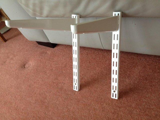 Preview of the first image of White Twin Slot Shelving 270 x 316mm 2 supports, 2 uprights.