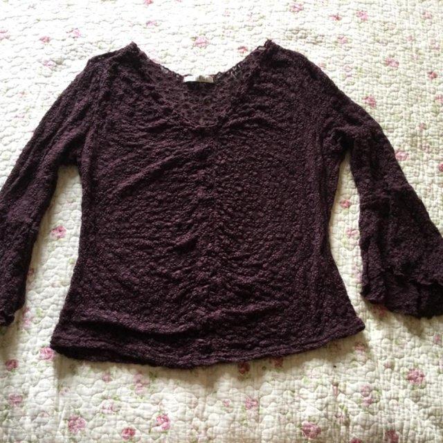 Preview of the first image of Pretty Chocolate Stretch Lace Flounce Sleeve Top, size 18.