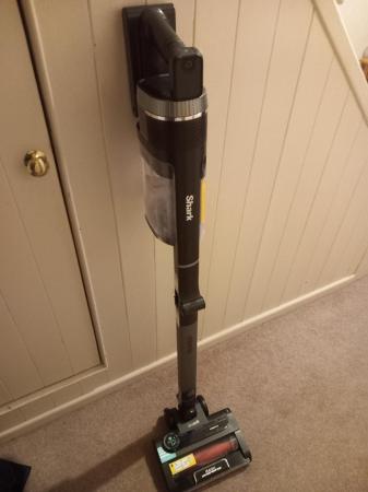Image 2 of Nearly new cordless vacuum