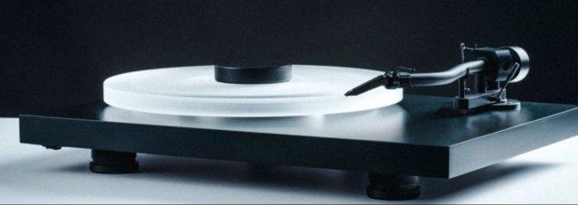 Image 3 of Pro-Ject Acryl It turntable upgrade