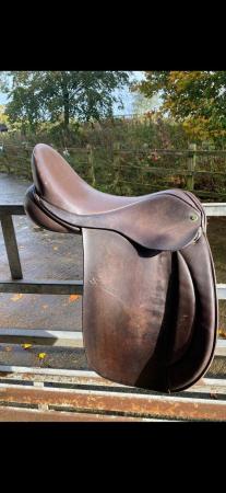 Image 3 of Santana brown leather saddle 17 1/2"