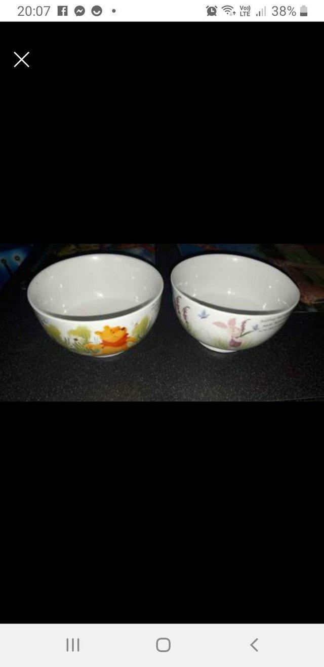 Preview of the first image of Disney Winmie The Pooh & Piglet Bowls.