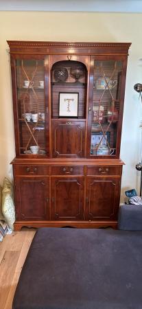 Image 1 of Walnut coloured display cabinet