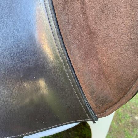 Image 11 of Thorowgood T4 17.5  inch cob saddle