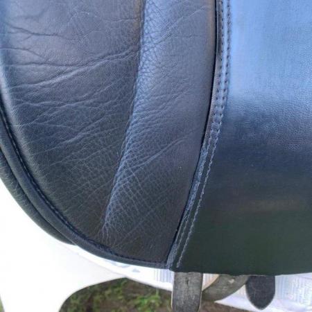 Image 3 of Thorowgood T8 17 inch cob saddle