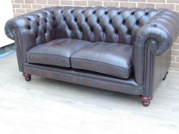 Image 6 of Distinctive Chesterfields Hampton Sofa (UK Delivery)