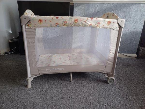 Image 1 of Mothercare bassinet travel cot/playpen