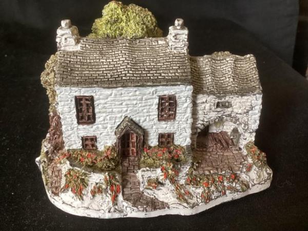 Image 3 of Lilliput Lane collection (6 items)