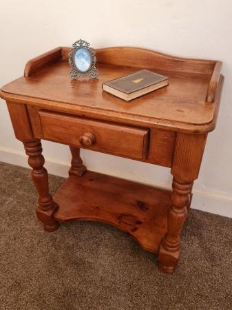 Image 2 of Lovely Antique Style Vintage Side Table