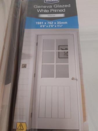 Image 2 of Wickes Geneva Glazed Internal Door