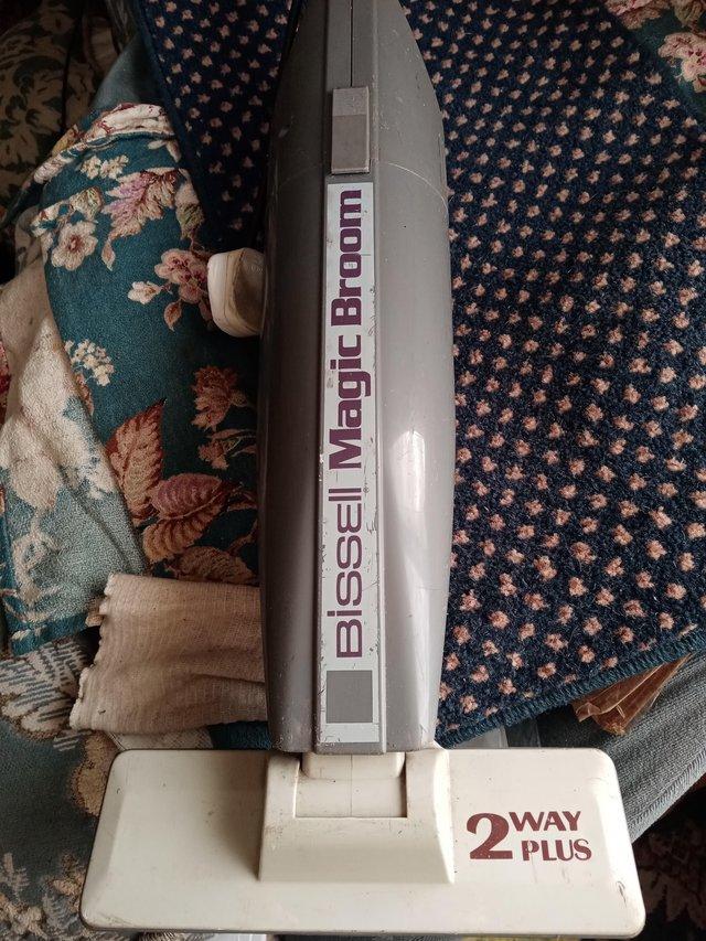 Preview of the first image of BISSEL VACUUM Magic BROOM USED..