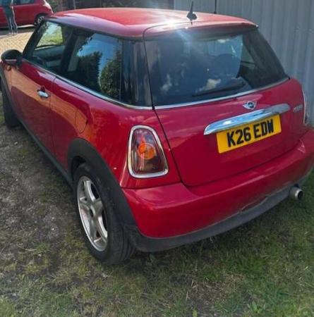Image 3 of Mini cooper  hatch cooper 1.6L 2007. For spares and repairs