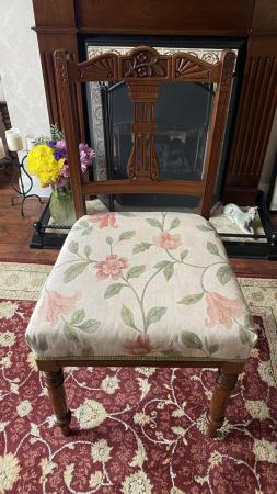 Image 1 of Vintage Chair with attractive Floral padded seat