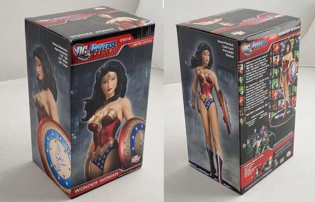 Preview of the first image of Limited Edition WONDER WOMAN STATUE - 1534 out of 6000.