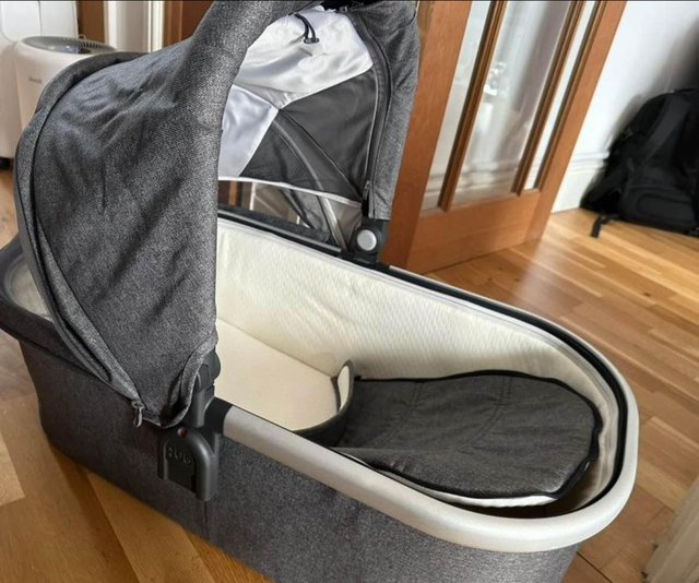 Preview of the first image of Uppababy Cruz Carrycot Jordan.