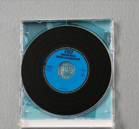 Image 16 of CD: 20 Original Mod Classics (No.64) by Spectrum Music.
