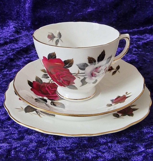 Preview of the first image of Vintage Tea Set for 5, Colclough England.