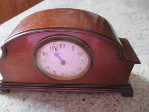 Image 2 of Antique French mantle clock in working order