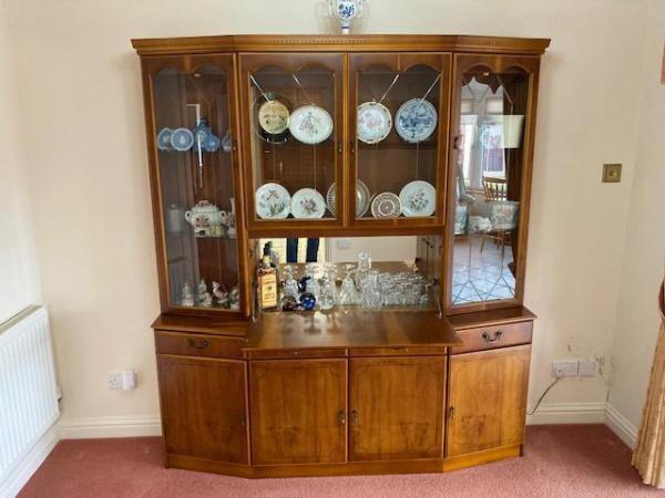 Image 3 of 'Yew' Dresser and Cocktail Bar