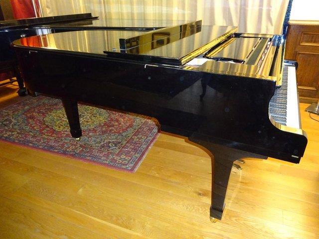 Preview of the first image of SUBERB YAMAHA GRAND PIANO MODEL C5.