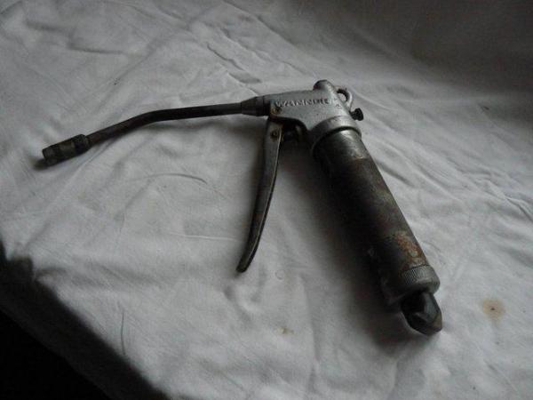 Image 3 of Warner High Pressure Lever Action Grease gun Used