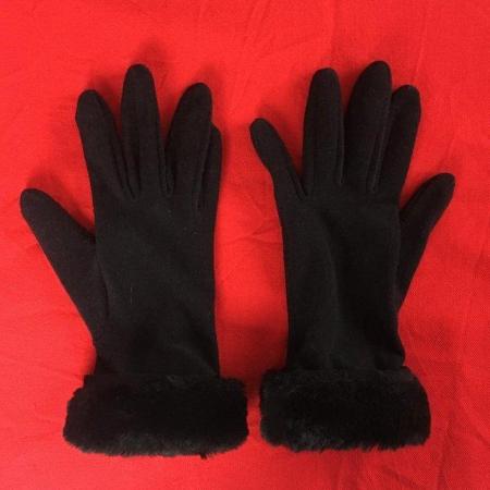 Image 3 of M&S black fabic women's gloves with faux fur trim. One size.