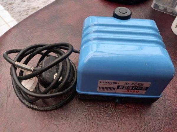 Image 5 of HAILEA AIR PUMP V-10 used for my fish tank rack