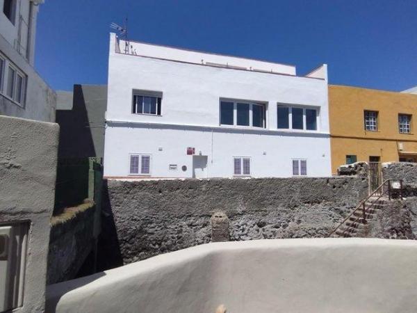 Image 2 of Unique Front Line House Punta Brave, Tenerife.