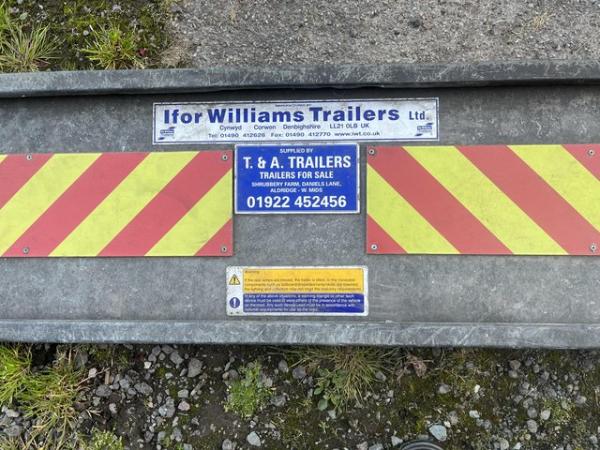 Image 2 of Ifor Williams trailer tailgate