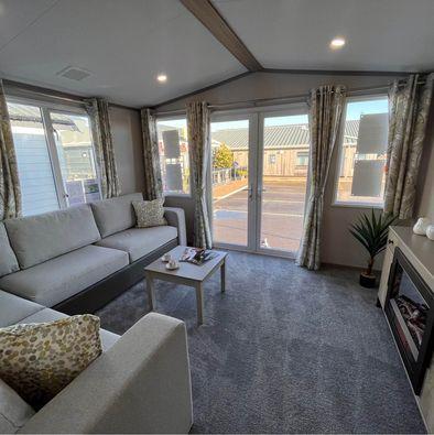 Image 3 of Stunning Caravan for sale on the coast of kent