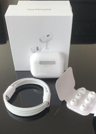 Image 3 of AirPods Pro 2nd generation
