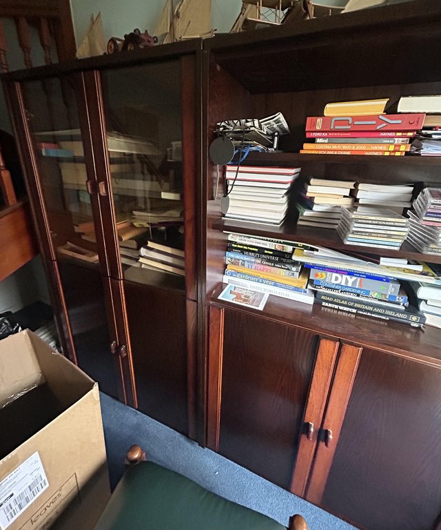 Preview of the first image of Display cabinet/ bookcase and storage.