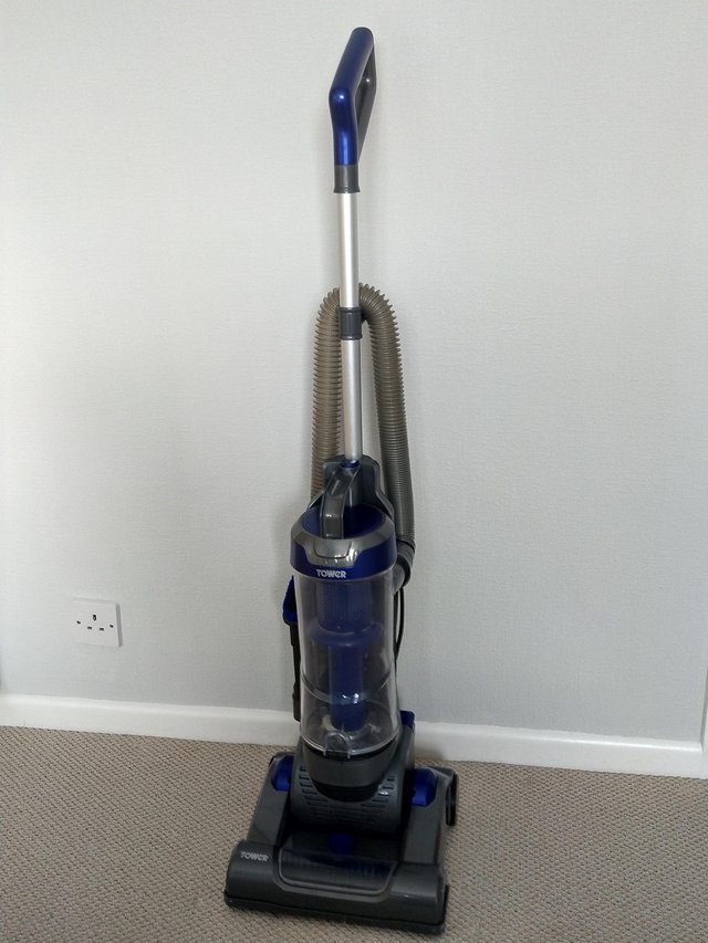 Preview of the first image of Tower TXP30PET bagless Vacuum Cleaner in as new condition.