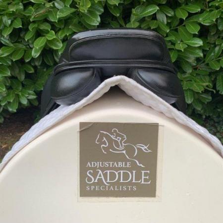 Image 17 of Kent and Masters 17 inch cob saddle
