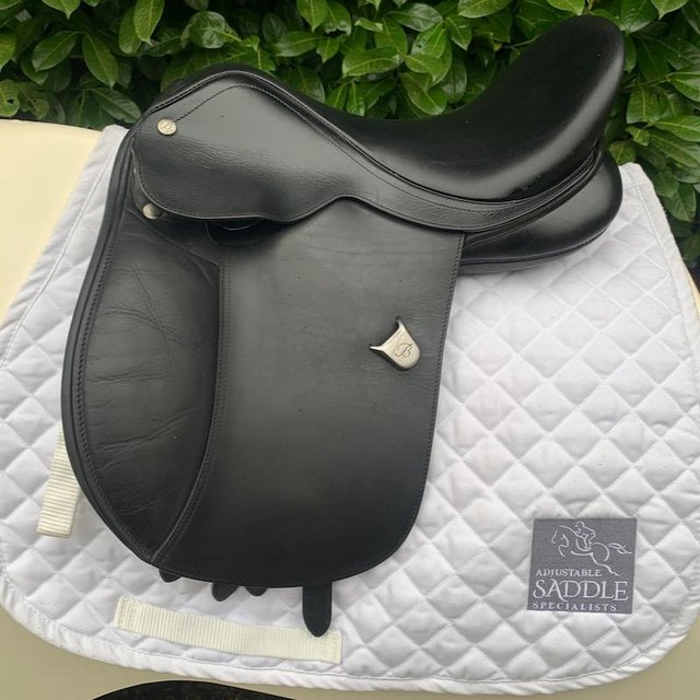 Preview of the first image of Bates 15 inch pony gp saddle.